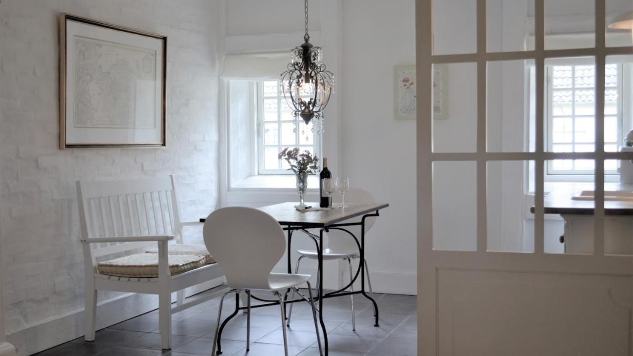 Store Ejlstrup Bed & Breakfast Odense Eksteriør billede