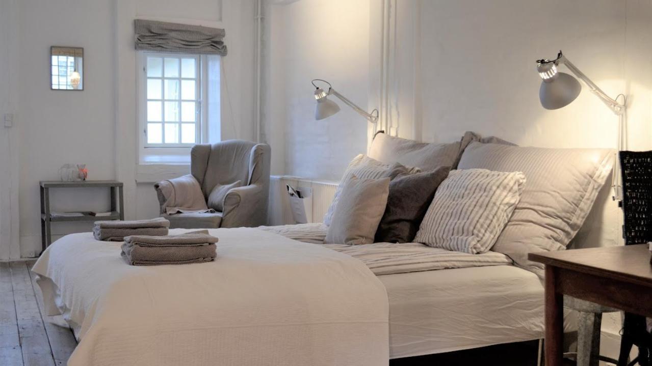 Store Ejlstrup Bed & Breakfast Odense Eksteriør billede